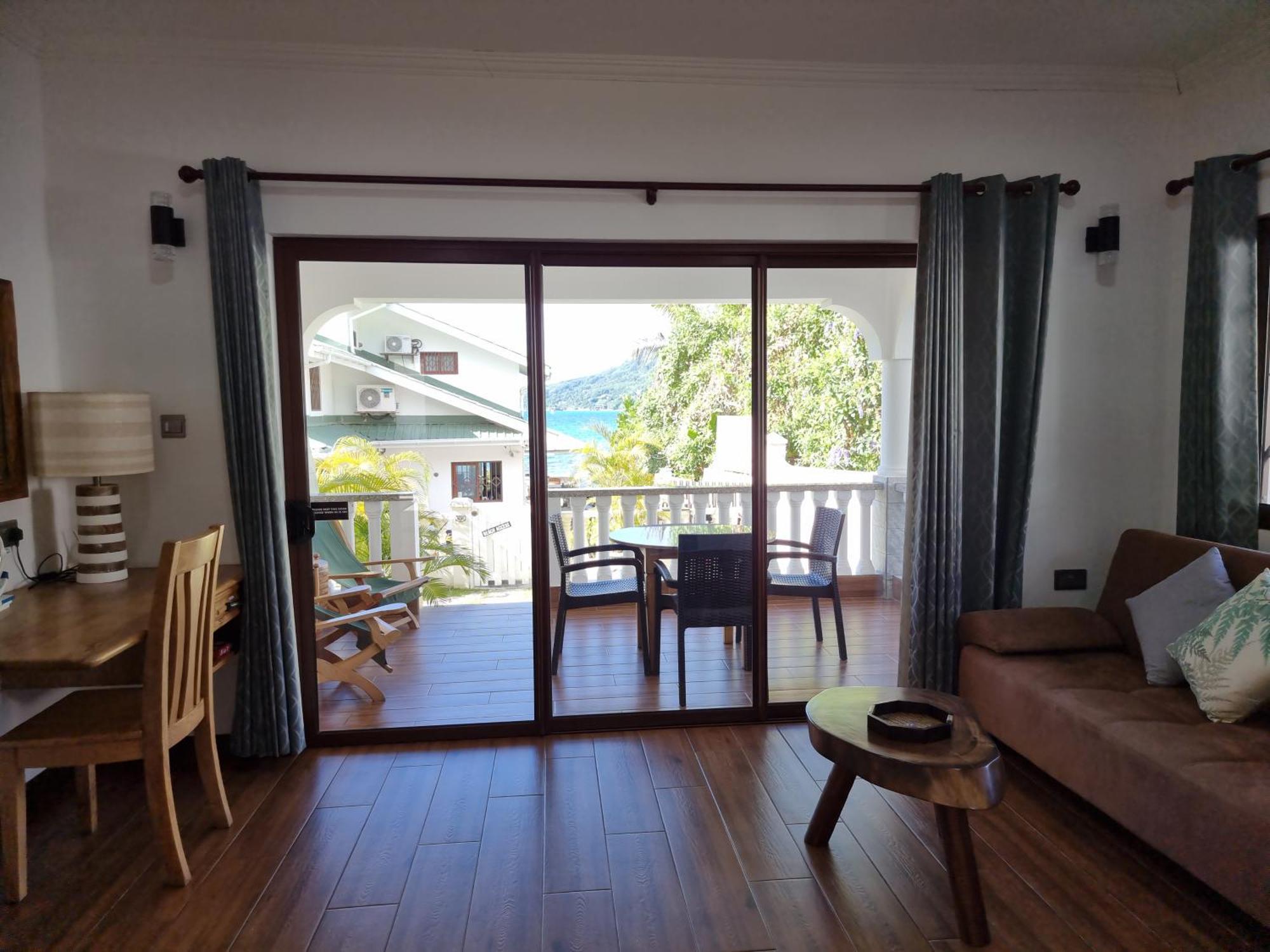 Drake Seaside Studio Apartments Бел Омбре Номер фото
