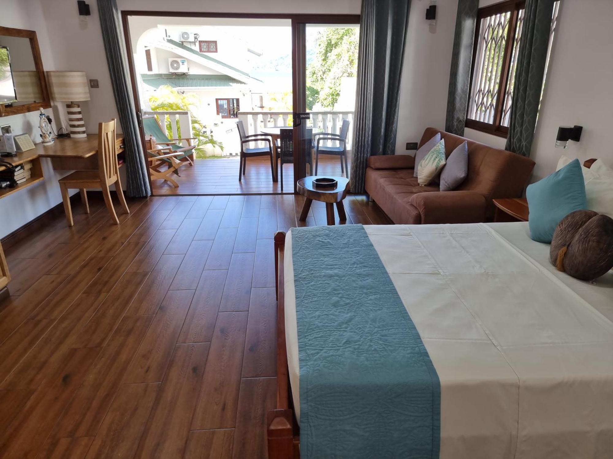 Drake Seaside Studio Apartments Бел Омбре Номер фото